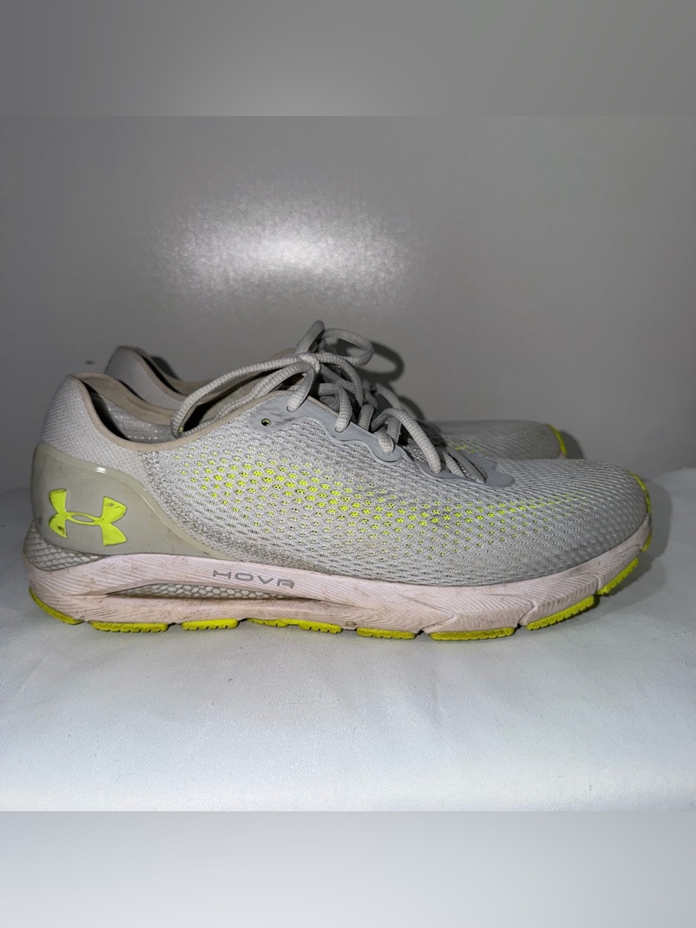 Under Armour HOVR Sonic 4 running shoes